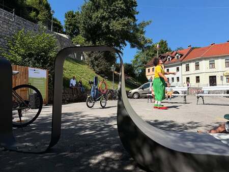 Dogodek na PARKirišču Veronika.jpg