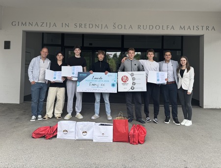 Podjetnost na kamniški gimnaziji: nacionalni prvaki med mladimi podjetniki Slovenije