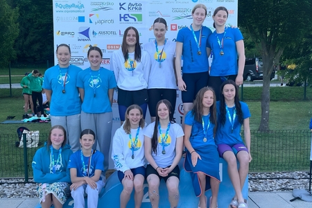 Mladi plavalci PK Kamnik z odličnimi rezultati na Pokalu Krško 2026