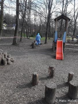 05e97d805e50653263c709d871787ecf9d90e216d3aed04b348073e613517e03-001