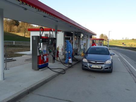 kamnik_content_com.android.providers.media.documents_document_image_3A2141-001