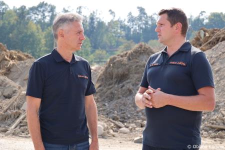 Kamnik po poplavah sta si ogledala predsednik vlade dr. Robert Golob in predsednik Evropskega sveta Charles Michel dne 27. 8. 2023 (8)